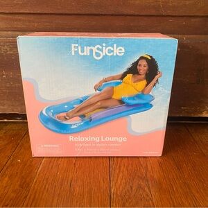 Funsicle Relaxing Lounge Pool Float